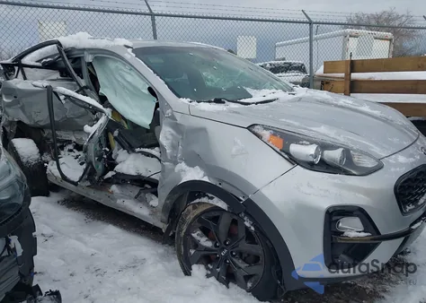 2020 Kia Sportage S z USA, uszkodzony, nr VIN KNDP6CAC9L7707083